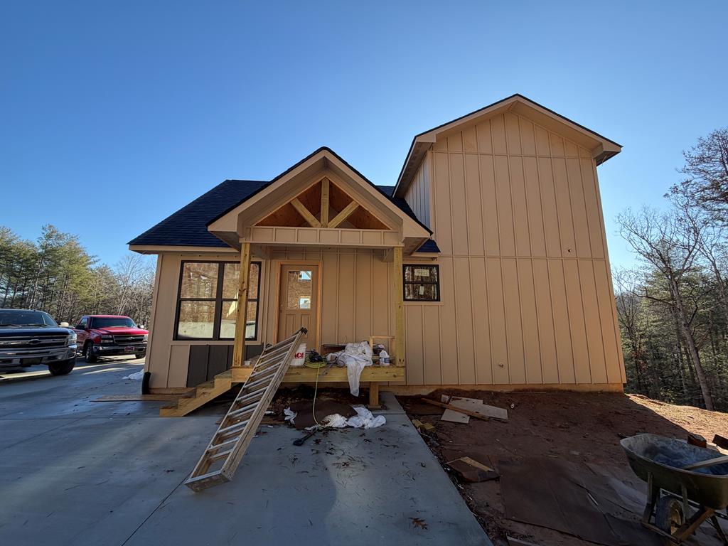 420872 Mineral Bluff Residential