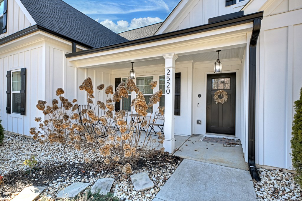 420880 FAIRMOUNT Residential