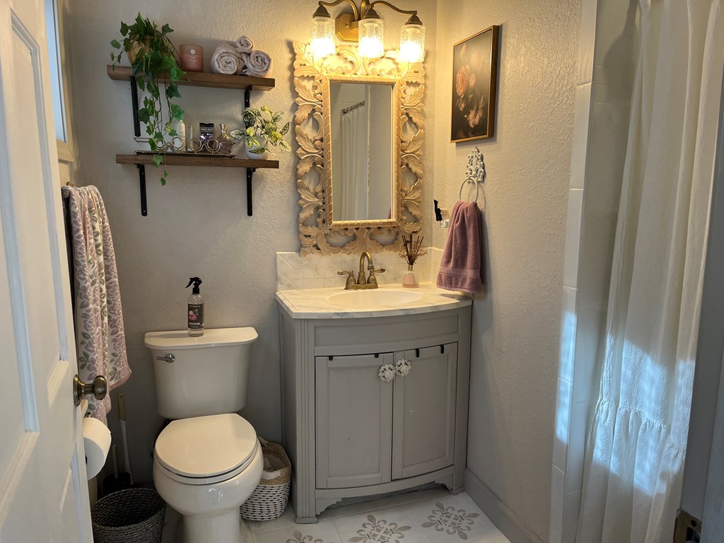 420887 Marble Residential