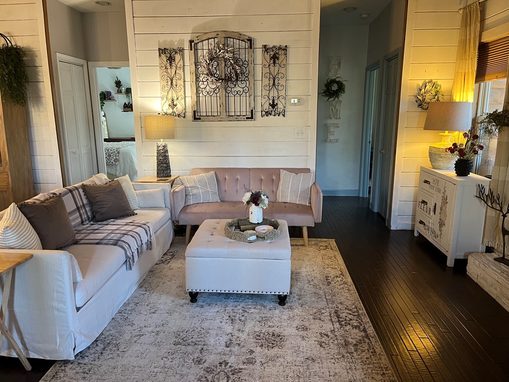 420887 Marble Residential