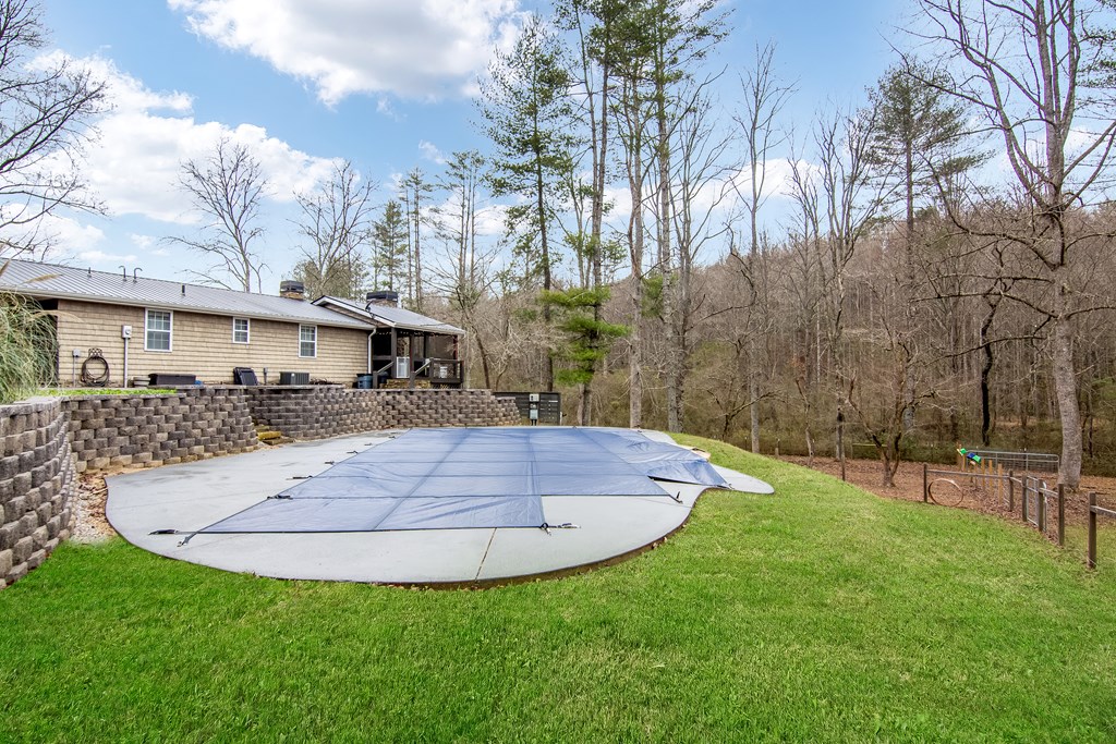 420903 Mineral Bluff Residential