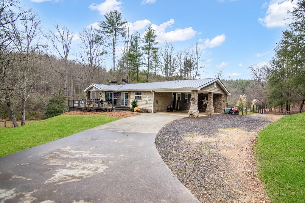 420903 Mineral Bluff Residential