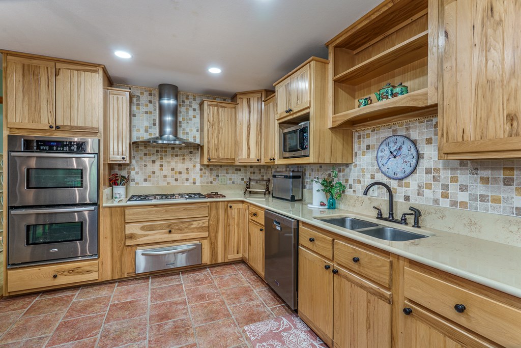 420909 Murphy Residential