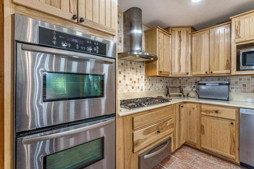 420909 Murphy Residential