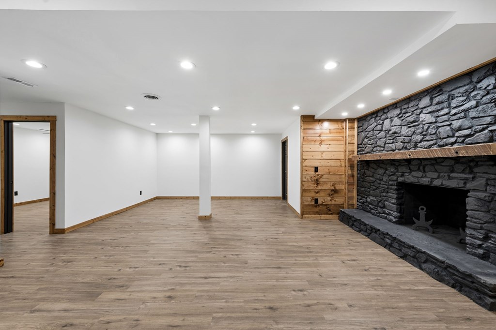 420911 Epworth Residential