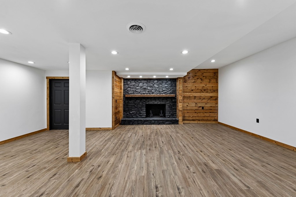 420911 Epworth Residential