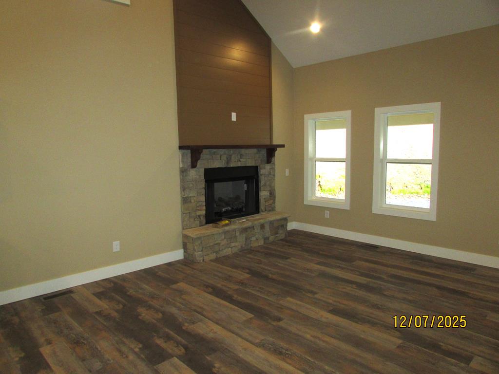 420917 Hayesville Residential