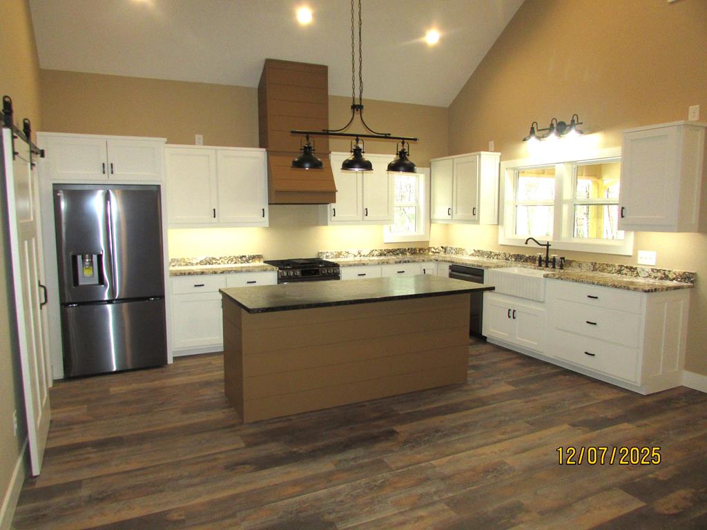 420917 Hayesville Residential