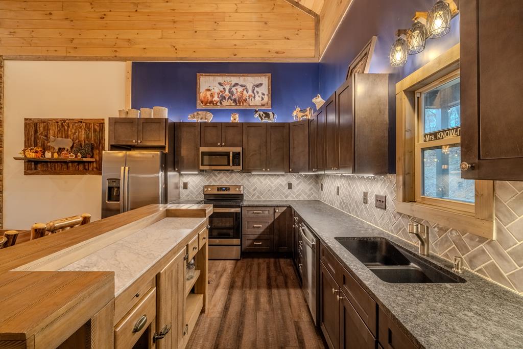 420922 Ellijay Residential