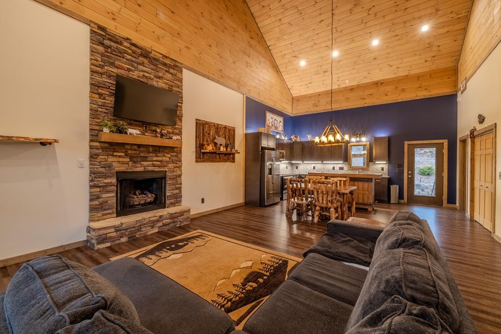 420922 Ellijay Residential