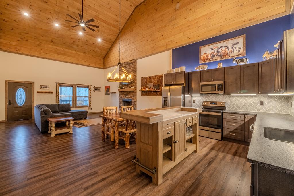 420922 Ellijay Residential