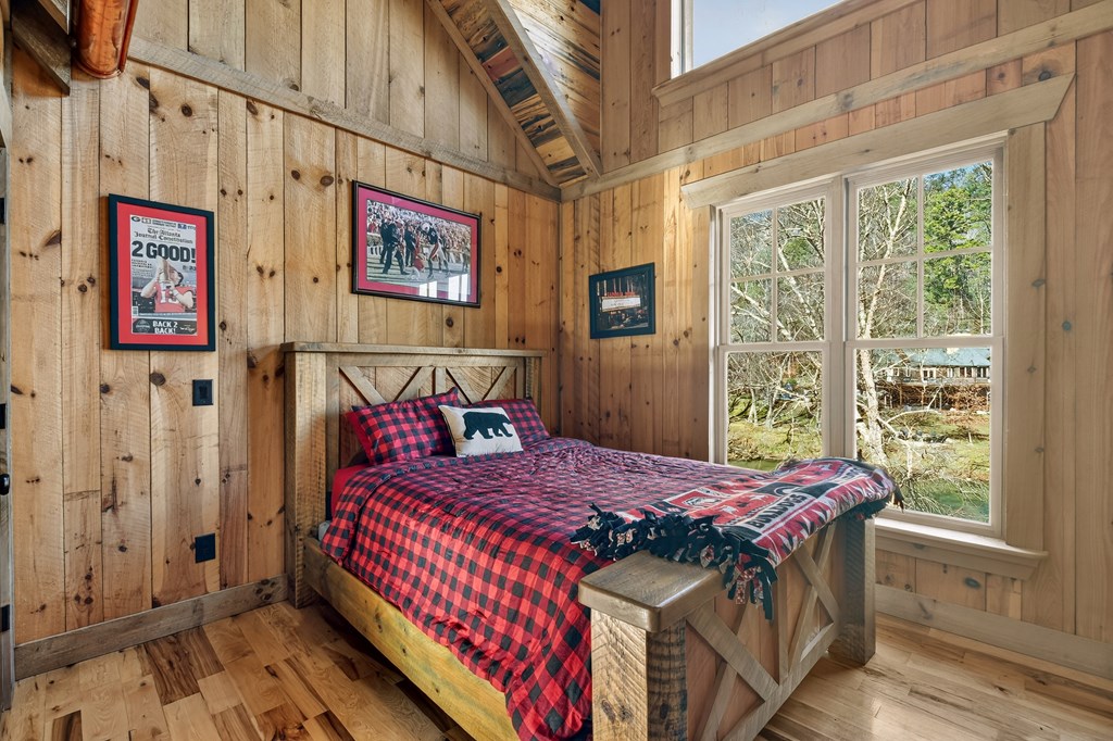 420928 Blue Ridge Residential