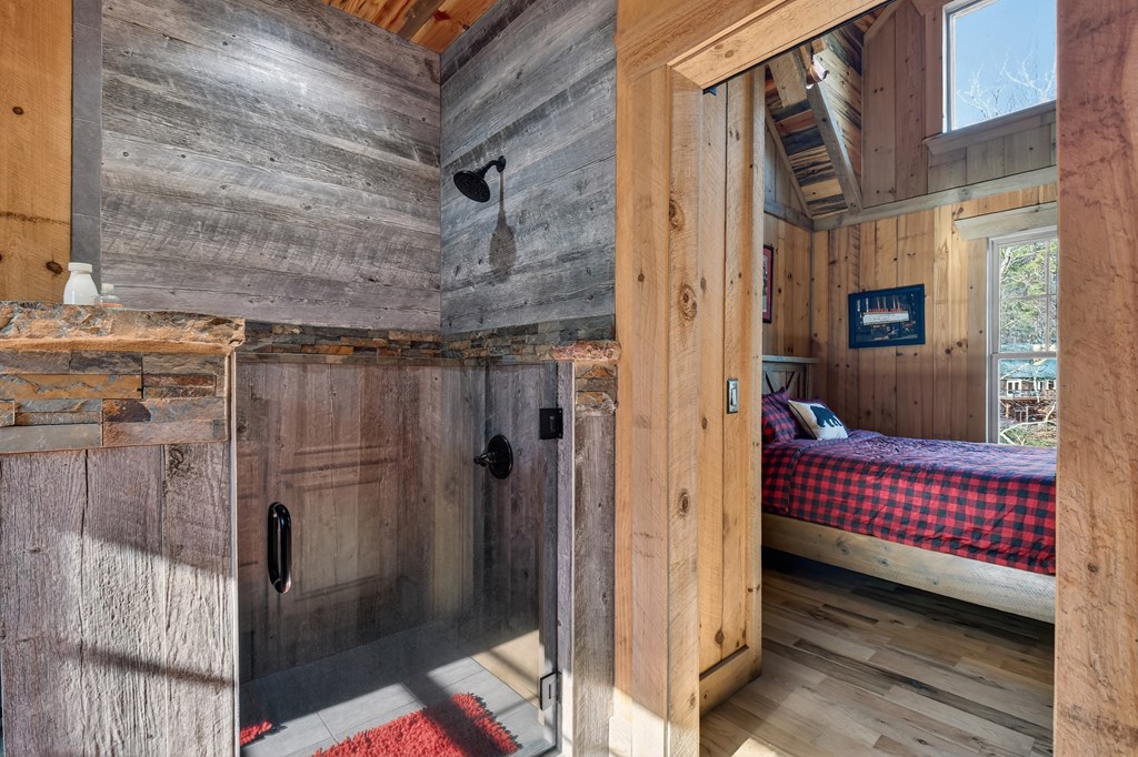 420928 Blue Ridge Residential