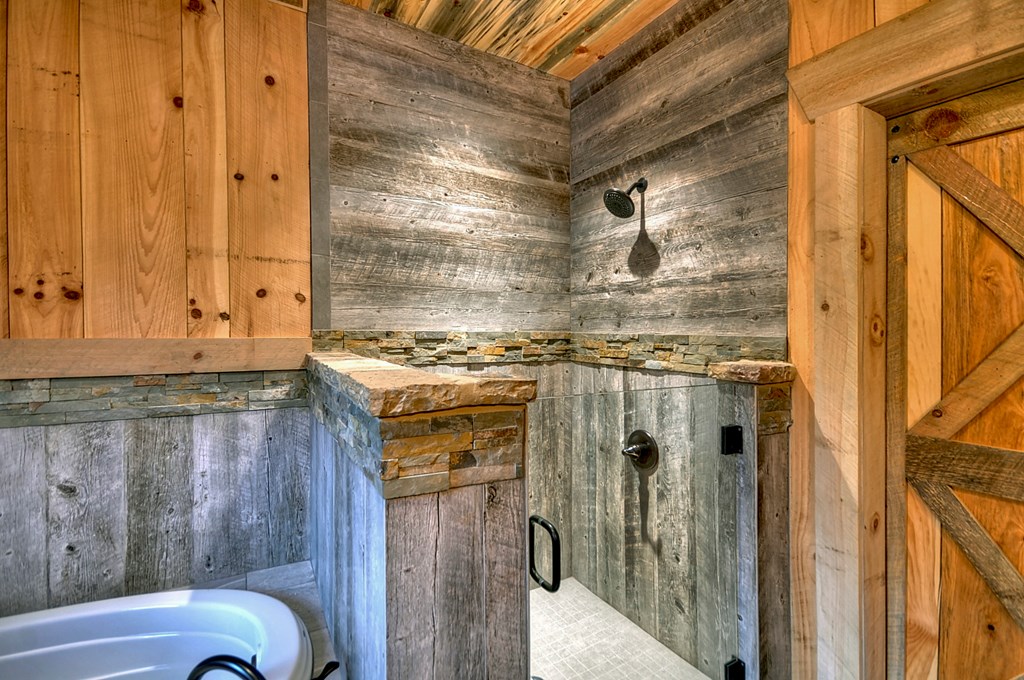 420928 Blue Ridge Residential