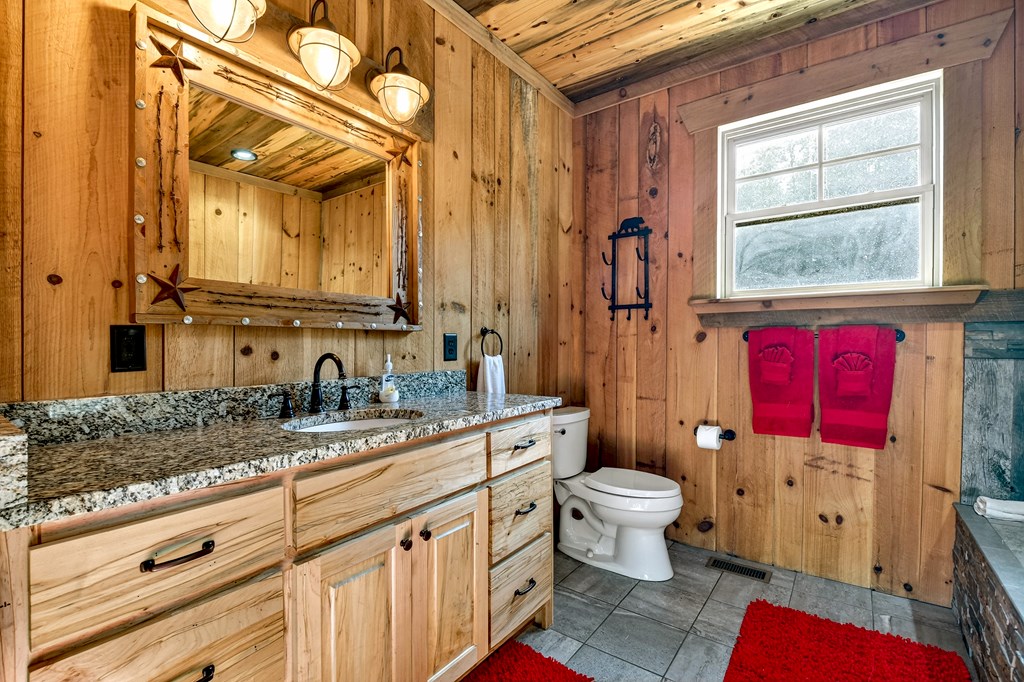 420928 Blue Ridge Residential