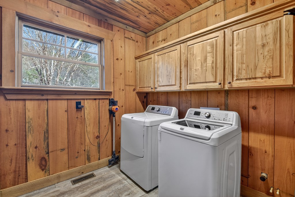 420928 Blue Ridge Residential