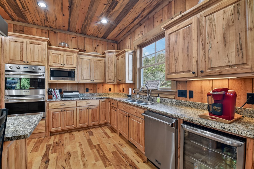 420928 Blue Ridge Residential