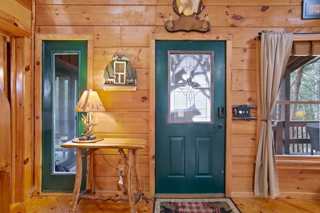 420933 Mineral Bluff Residential