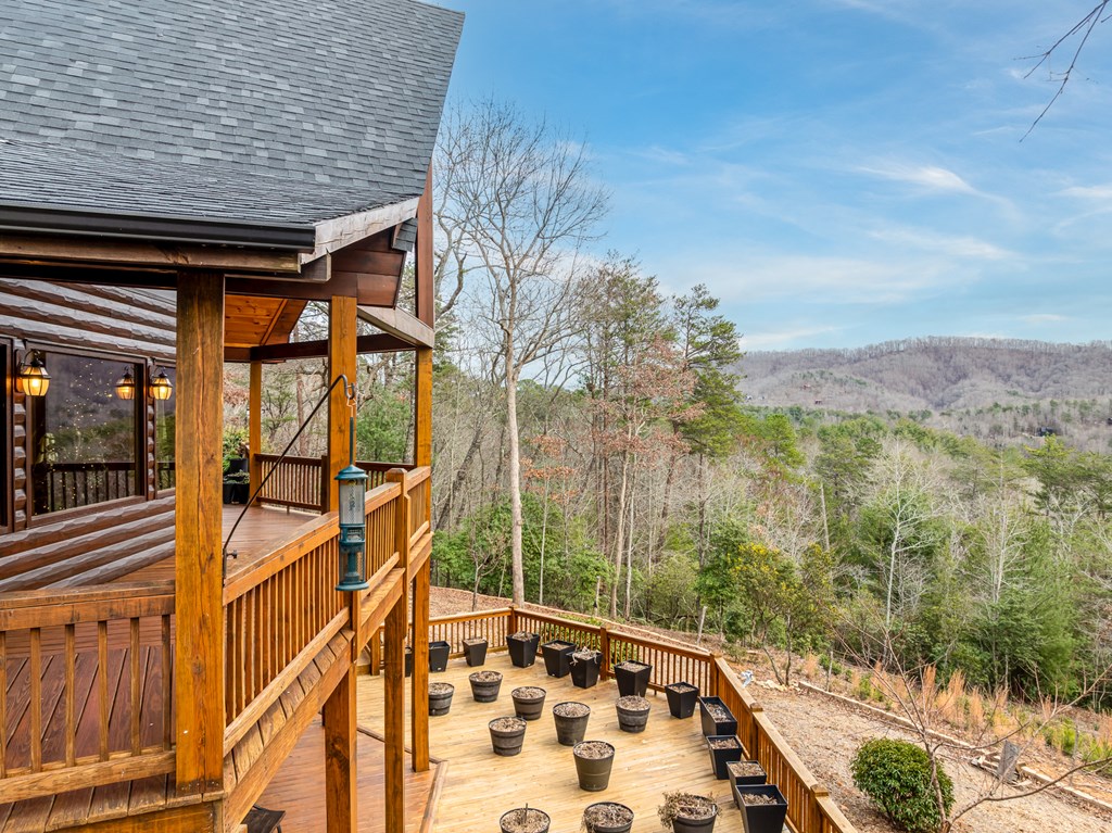 420937 Blue Ridge Residential