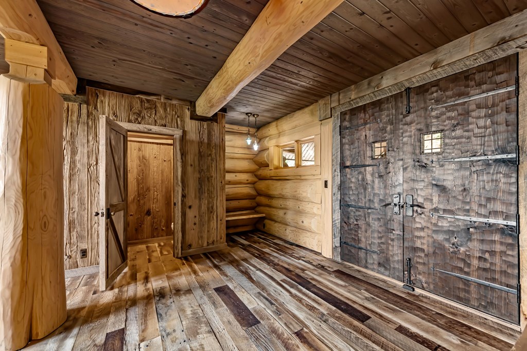 420965 Epworth Residential