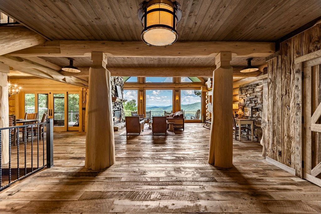 420965 Epworth Residential