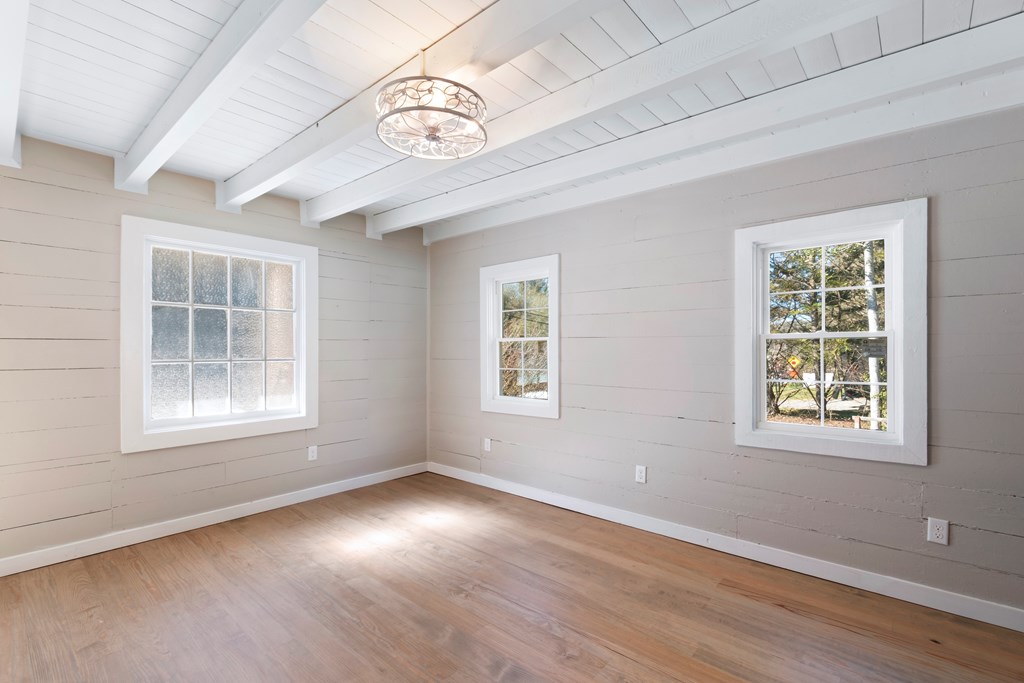 420973 Mineral Bluff Residential