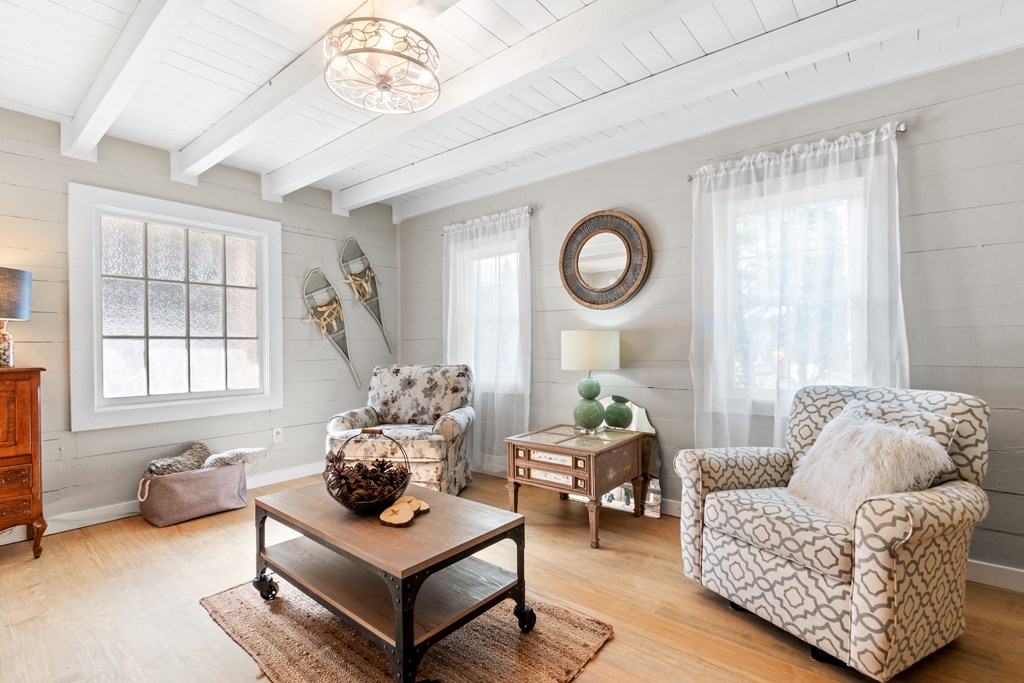 420973 Mineral Bluff Residential