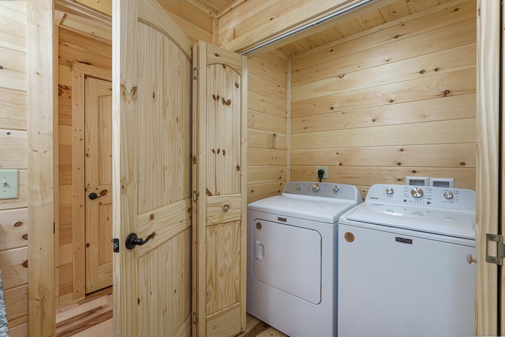 420980 Murphy Residential