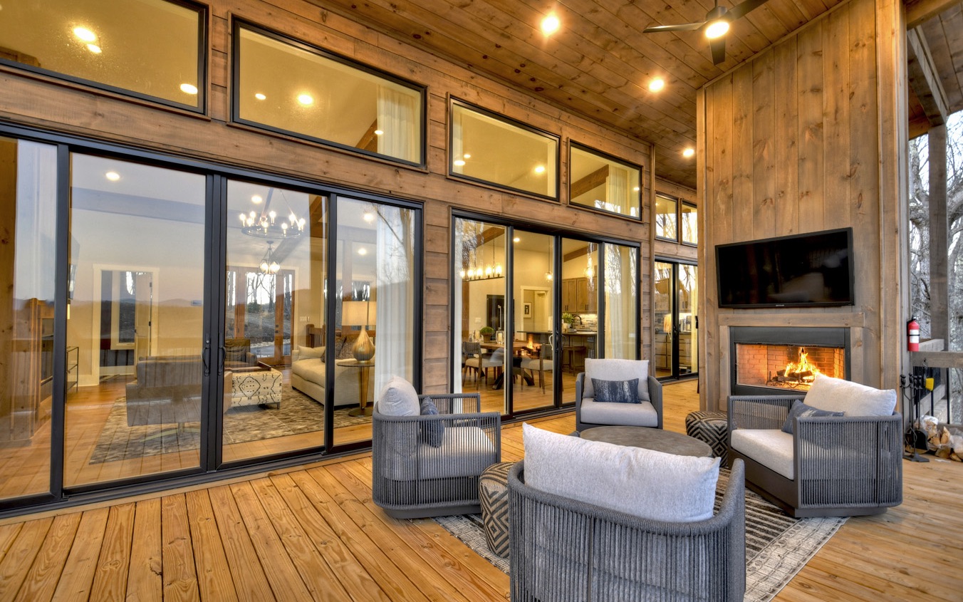 420989 Morganton Residential