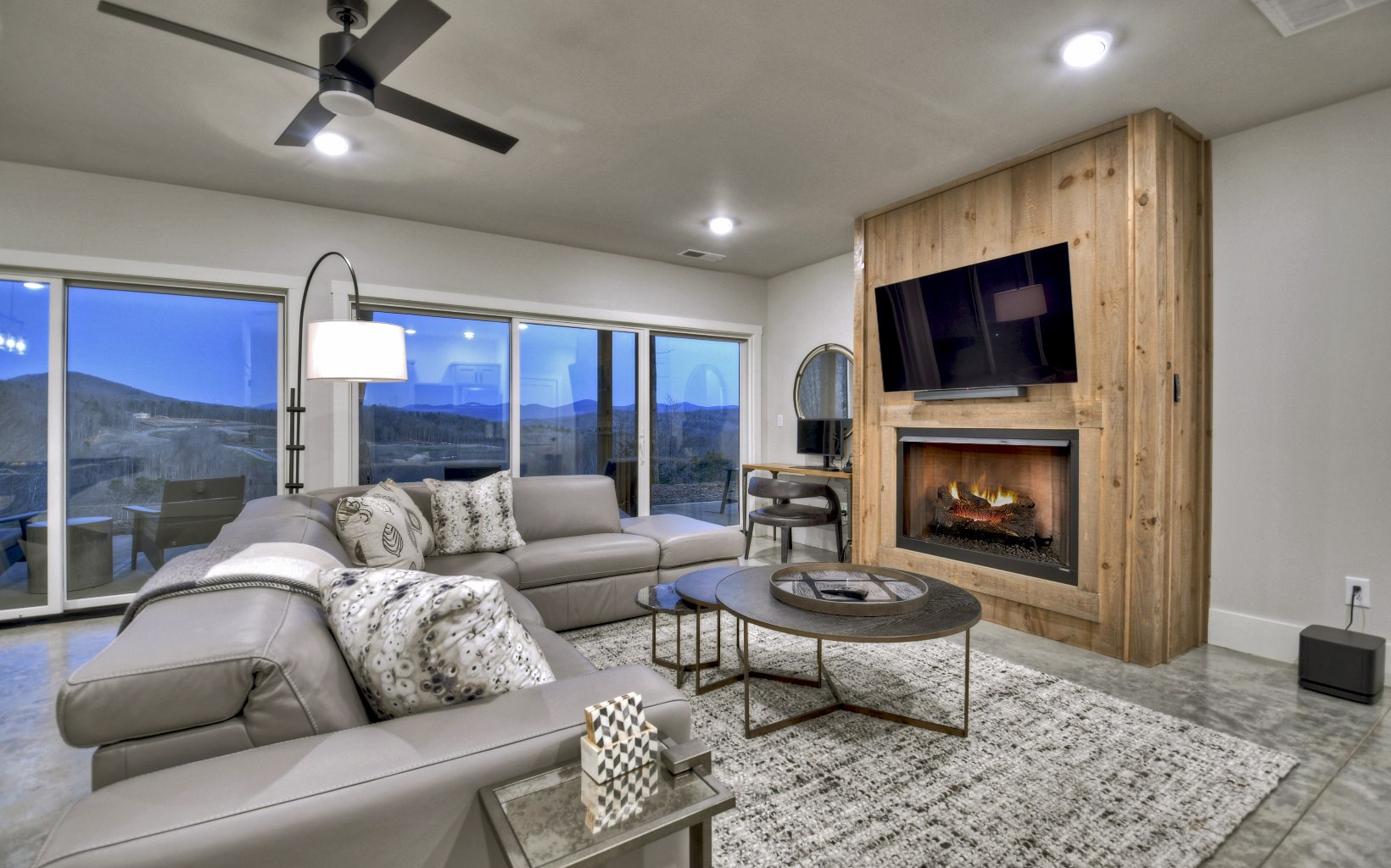 420989 Morganton Residential