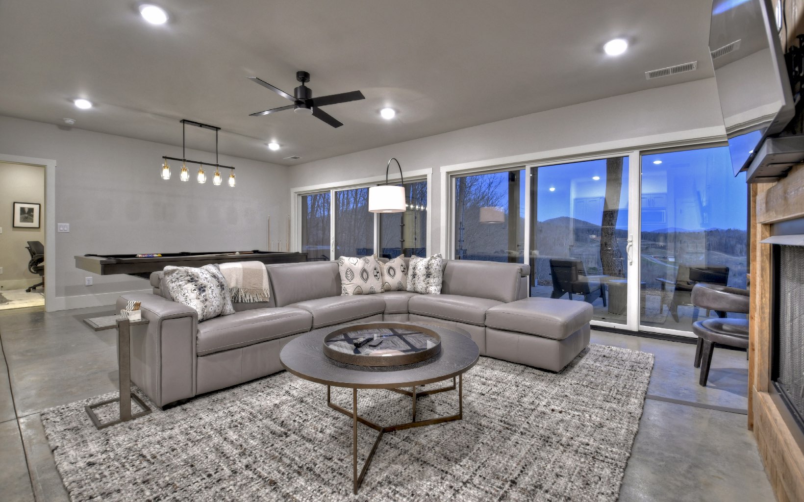 420989 Morganton Residential