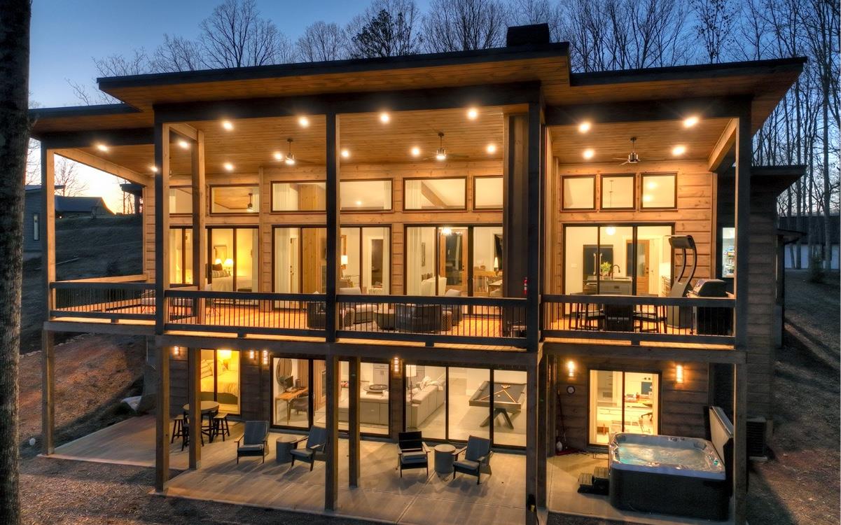 420989 Morganton Residential