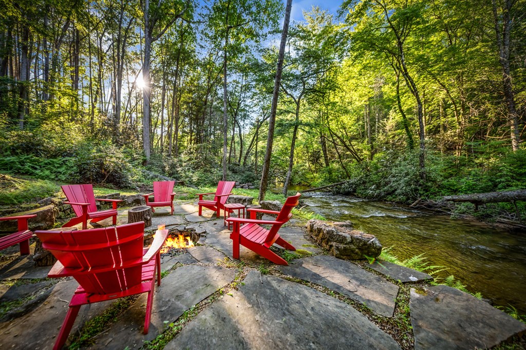 420992 Blue Ridge Residential