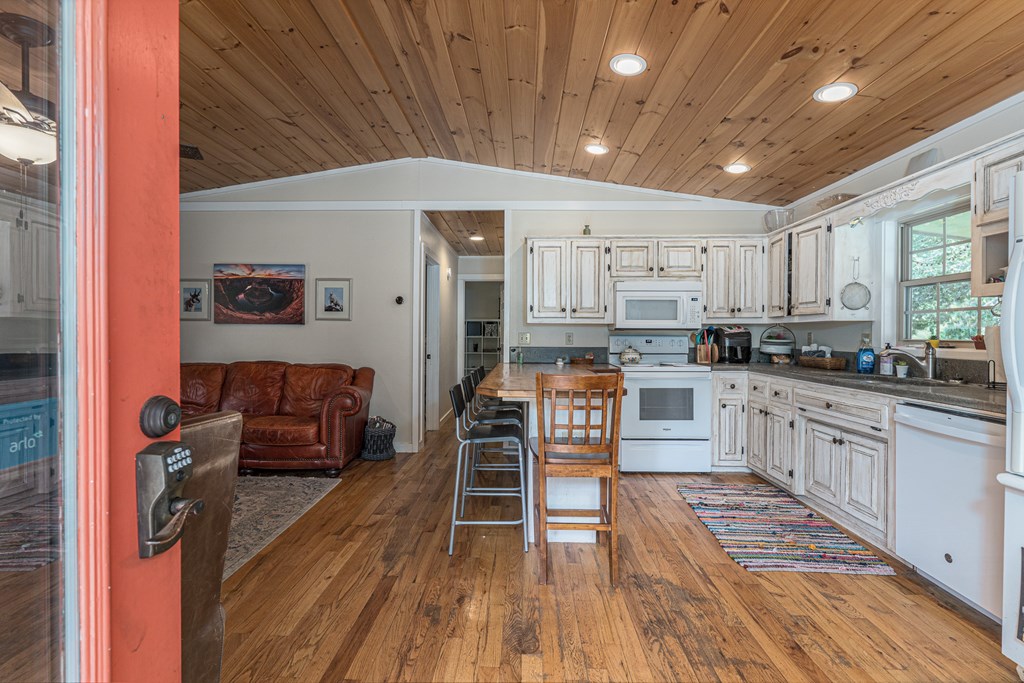 420994 Murphy Residential