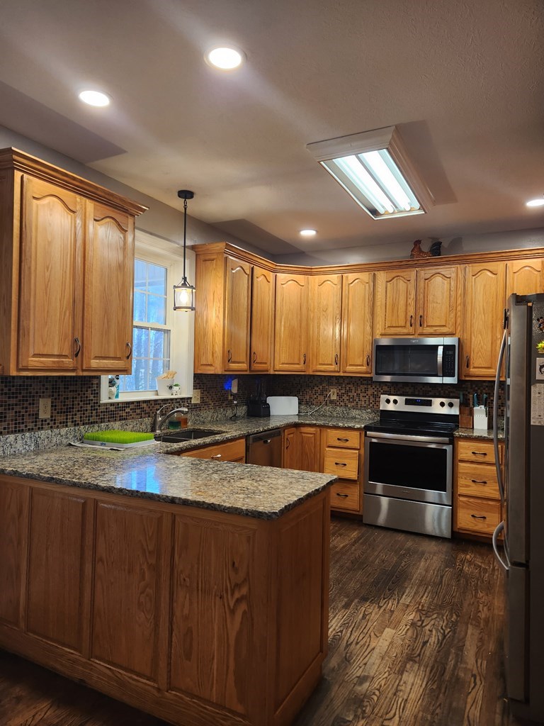 420997 Murphy Residential