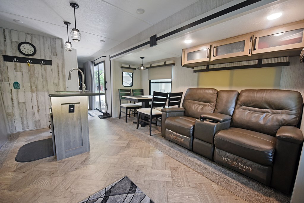 420998 Blairsville Residential