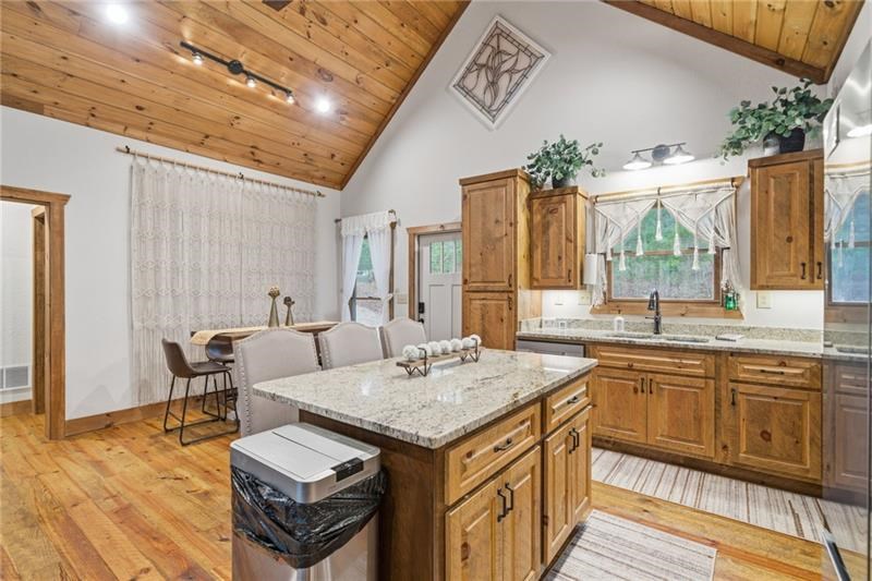 421005 Morganton Residential