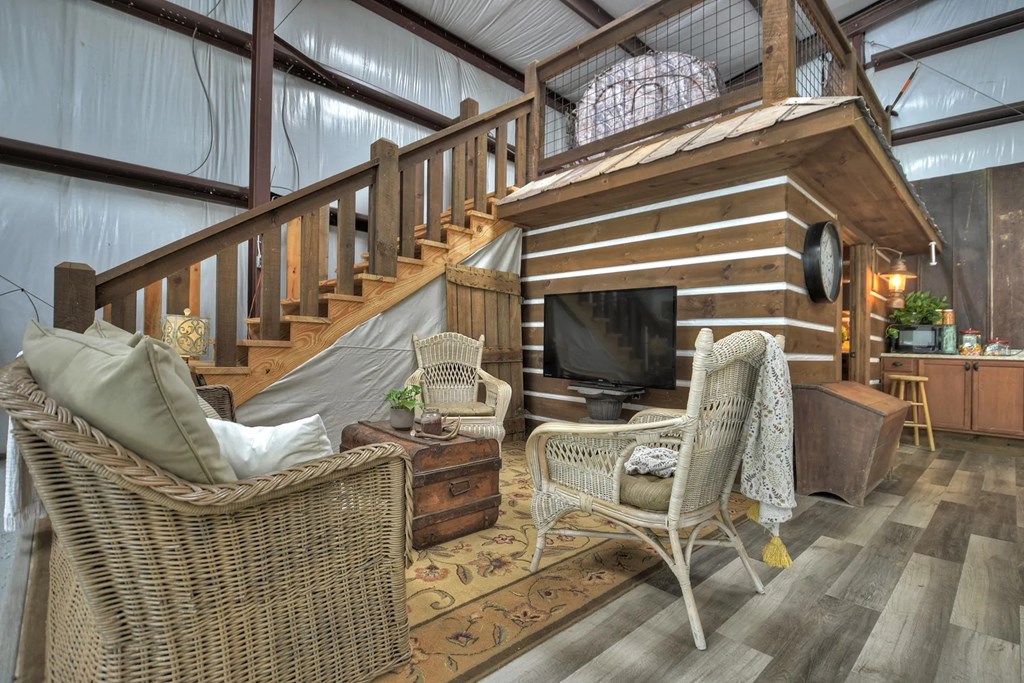 421014 Mineral Bluff Residential