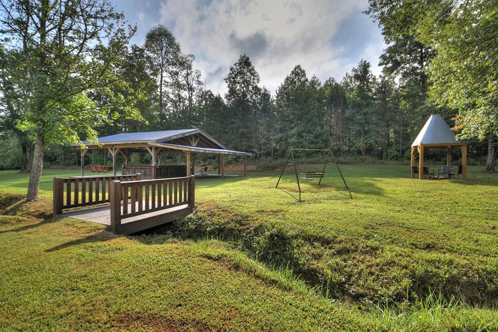 421014 Mineral Bluff Residential