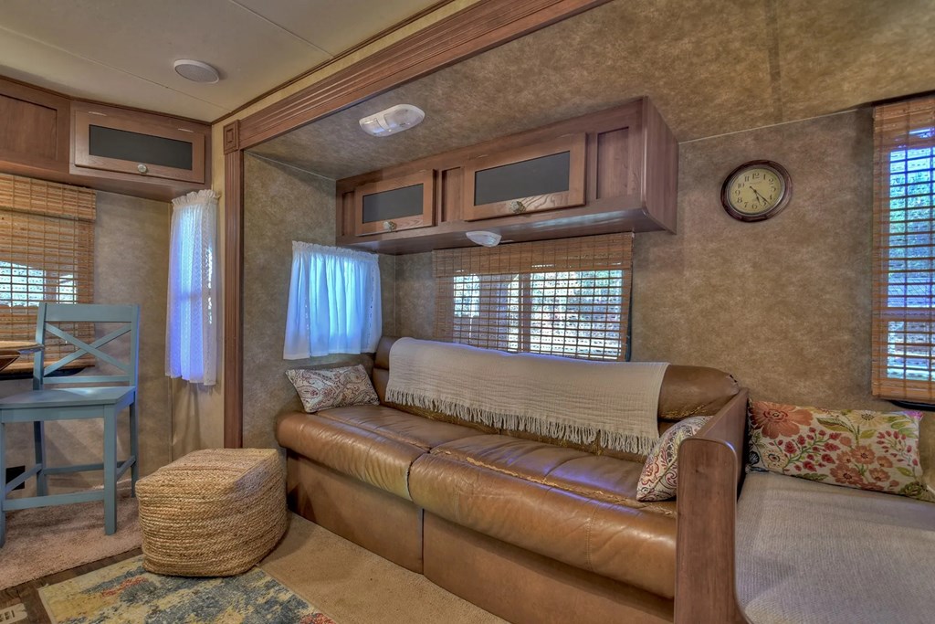 421014 Mineral Bluff Residential