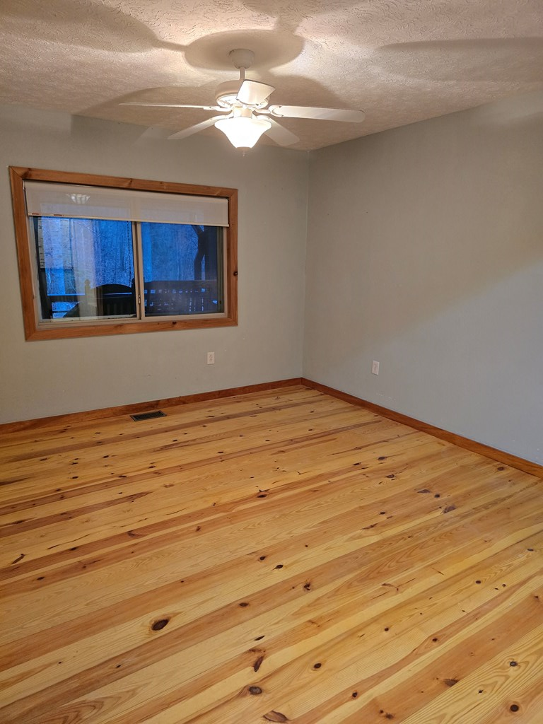 421015 Blue Ridge Residential