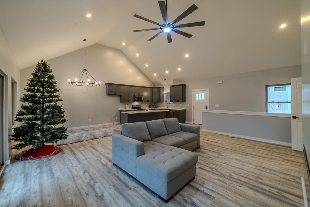 421017 Ellijay Residential