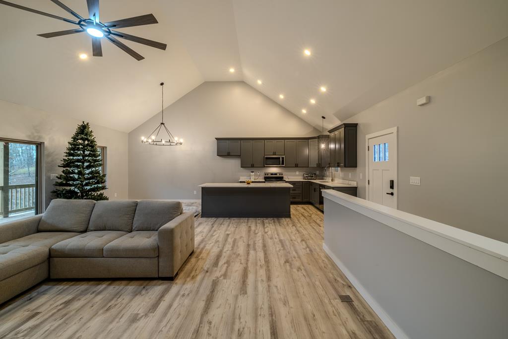 421017 Ellijay Residential