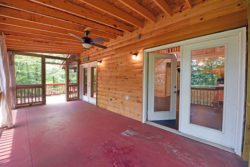 421020 Mineral Bluff Residential