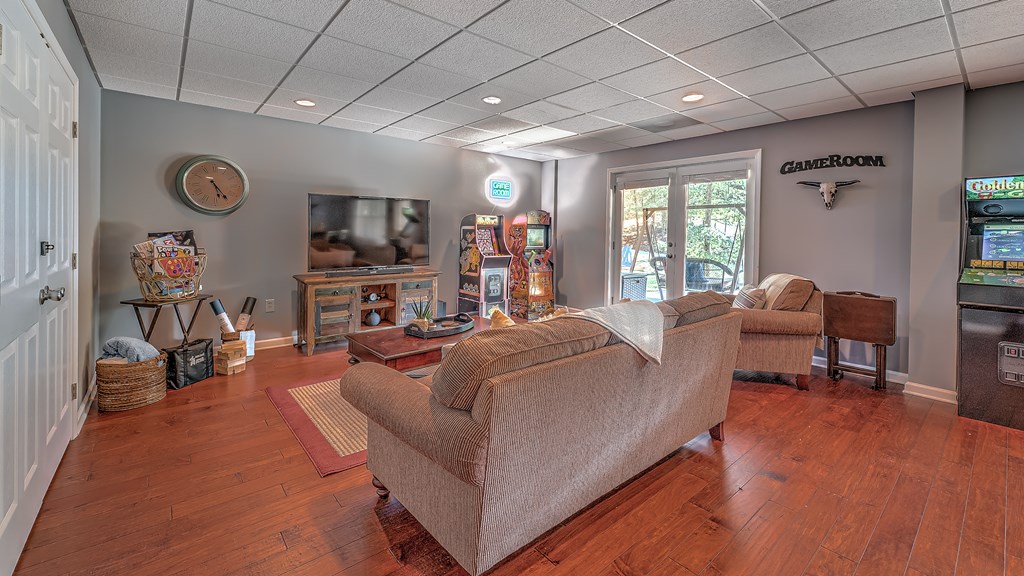 421021 Morganton Residential