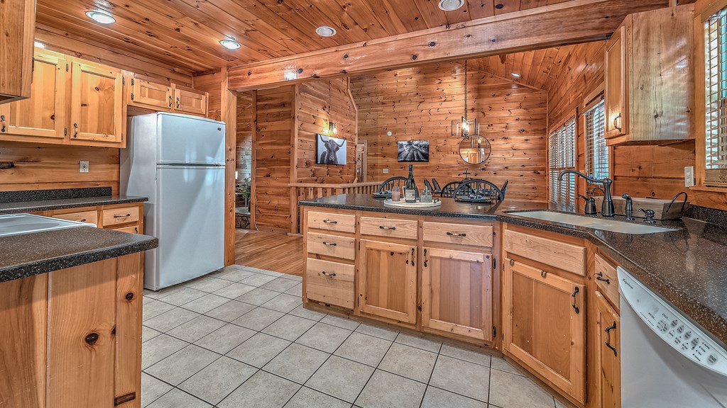 421021 Morganton Residential