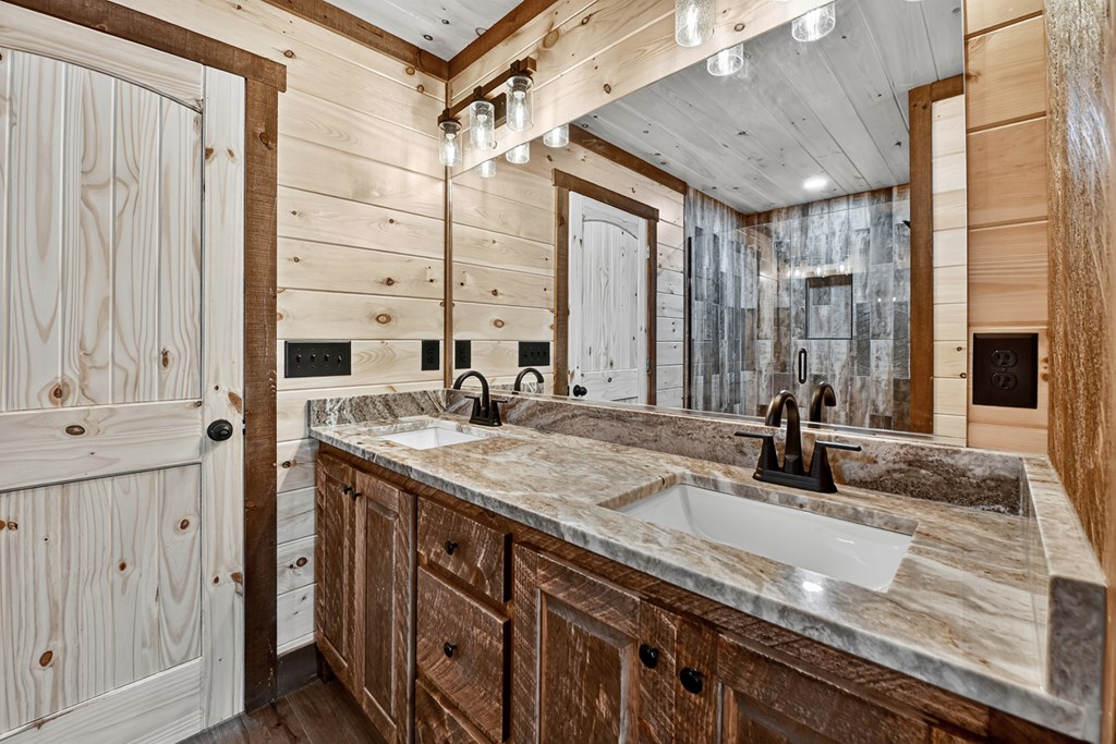 421023 Morganton Residential