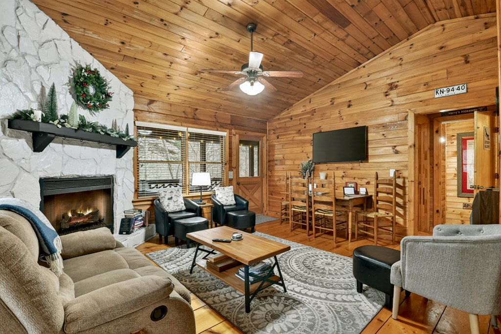 421035 Blue Ridge Residential