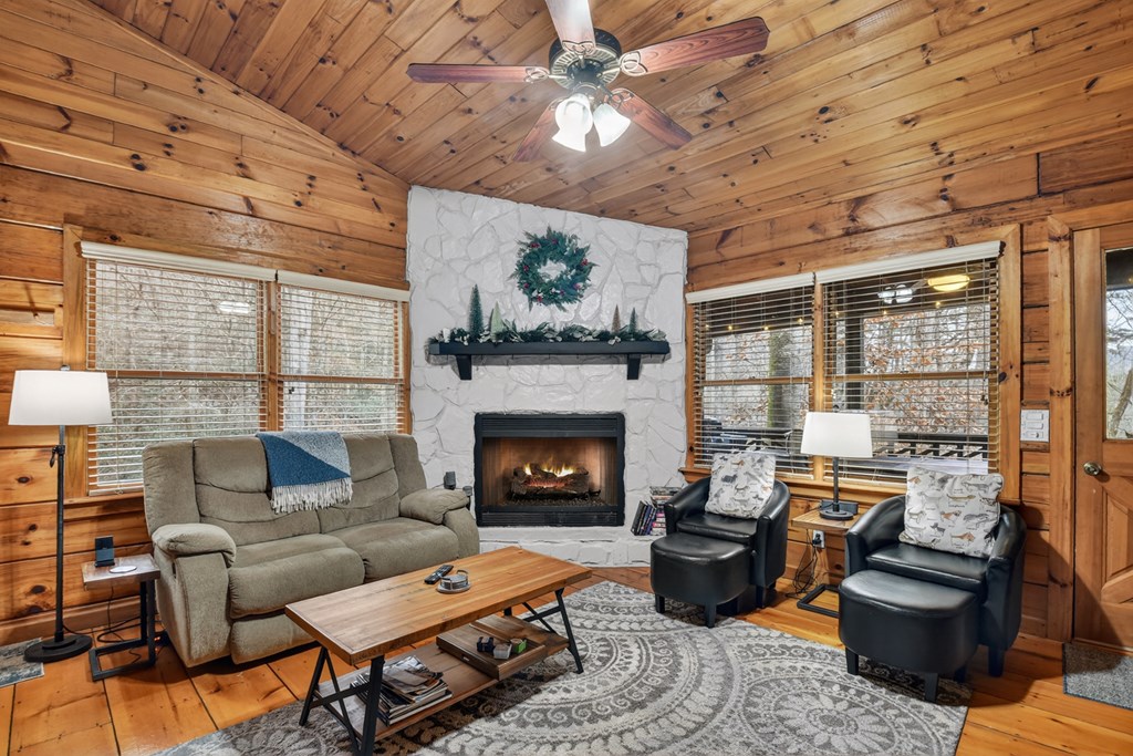 421035 Blue Ridge Residential