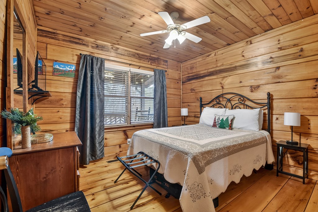 421035 Blue Ridge Residential